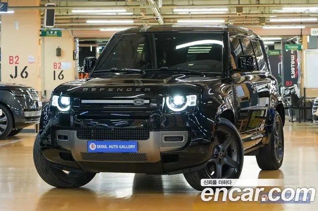 Land Rover Defender 2024 thumb 2