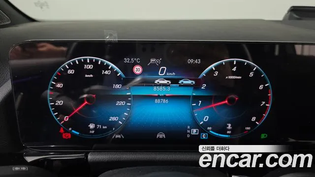 Mercedes-Benz A-Класс 2023 thumb 8