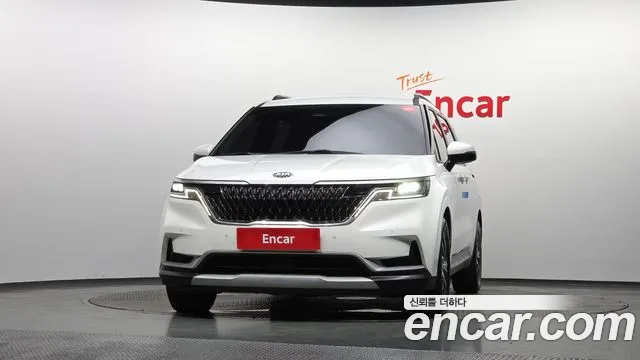 Kia Carnival 2021 thumb 3