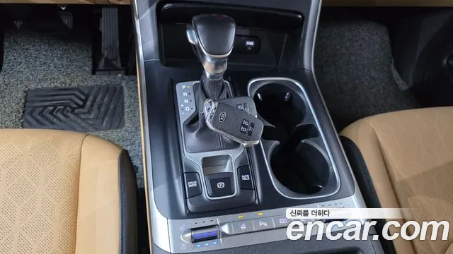 Kia Carnival 2021 thumb 9
