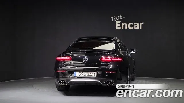 Mercedes-Benz E-Класс 2021 thumb 4