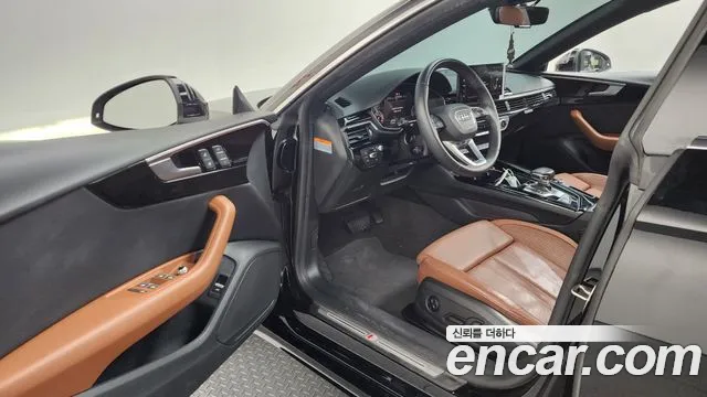 Audi A5 2021 thumb 10