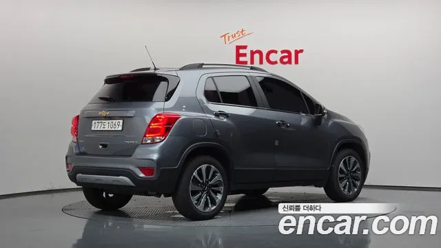 Chevrolet Trax 2020 thumb 2