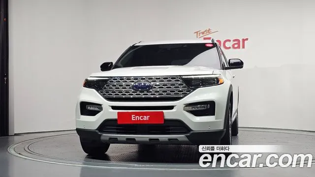 Ford Explorer 2023 thumb 3