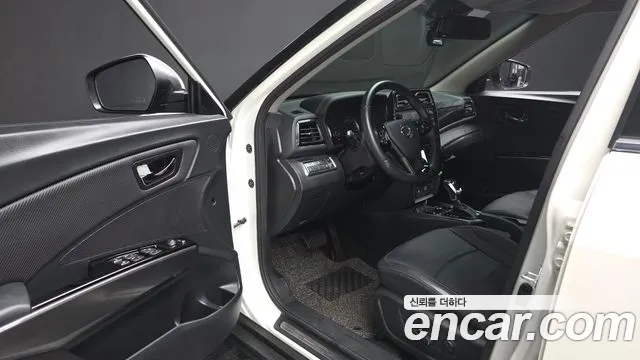 KGM Tivoli 2019 thumb 10