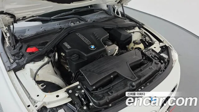 BMW 3 серии 2016 thumb 6