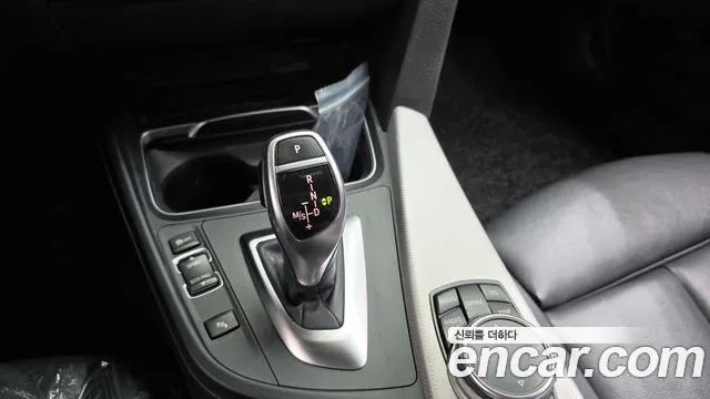 BMW 3 серии 2016 thumb 9