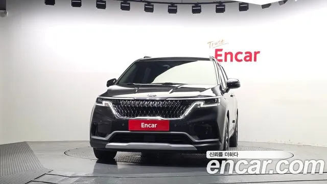 Kia Carnival 2021 thumb 3