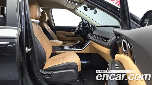 Kia Carnival 2021 thumb 12