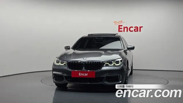 BMW 7 серии 2017 thumb 3