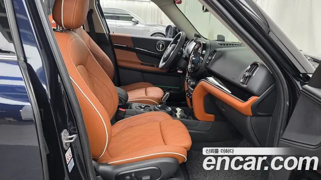 Mini Countryman 2023 thumb 11