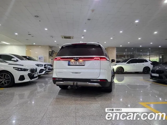 Kia Carnival 2022 thumb 2