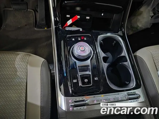 Kia Carnival 2022 thumb 9