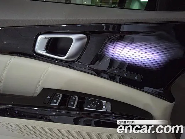 Kia Carnival 2022 thumb 10