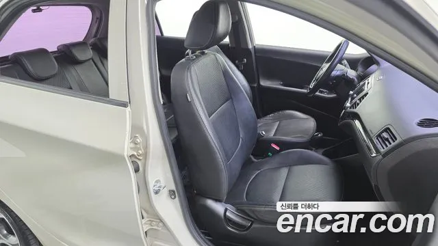 Kia Morning 2014 thumb 11
