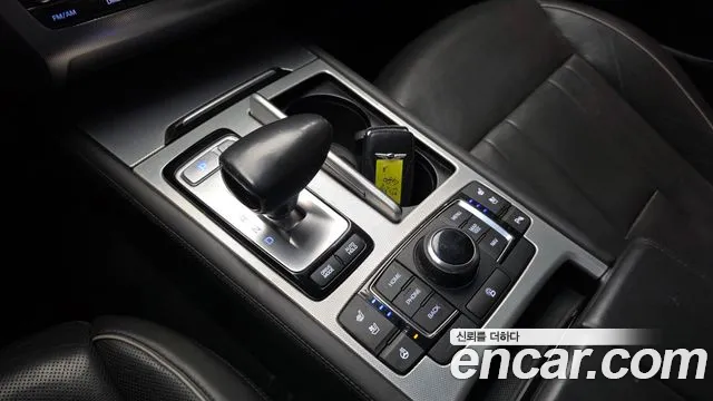 Genesis G80 2016 thumb 9