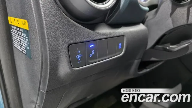 Hyundai Kona 2018 thumb 12