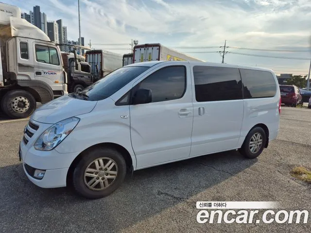 Hyundai Starex 2017 thumb 5