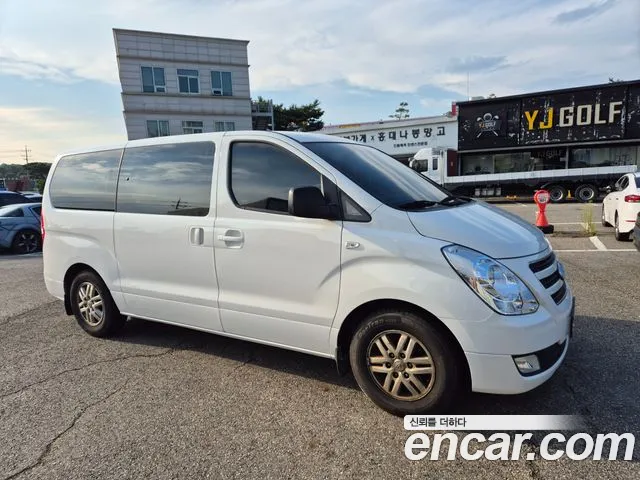 Hyundai Starex 2017 thumb 12