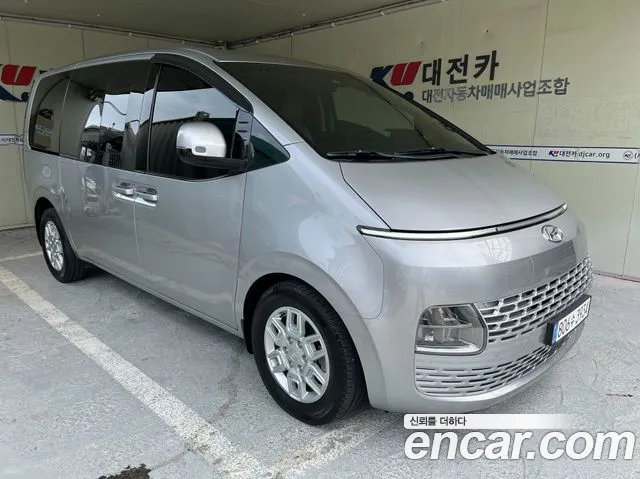 Hyundai Staria 2022 thumb 12