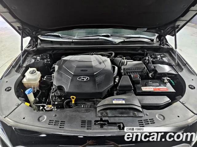 Hyundai Aslan 2017 thumb 6