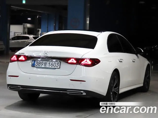 Mercedes-Benz E-Класс 2024 thumb 4