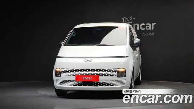 Hyundai Staria 2022 thumb 2