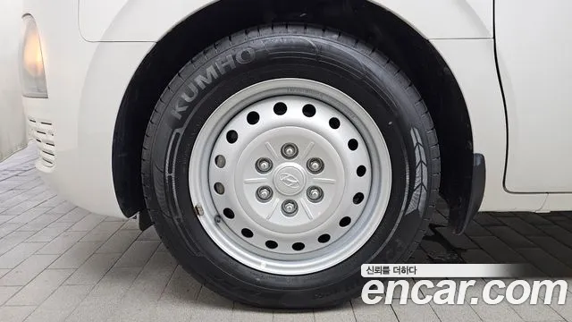 Hyundai Staria 2022 thumb 4