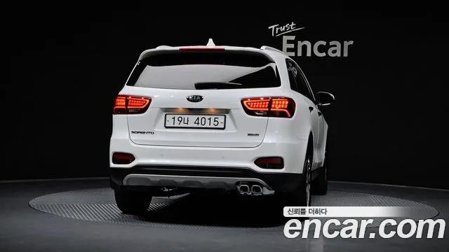 Kia Sorento 2018 thumb 3
