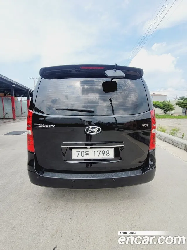 Hyundai Starex 2014 thumb 2