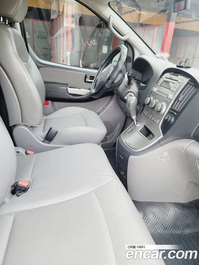 Hyundai Starex 2014 thumb 6
