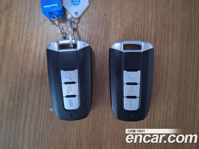 KG_Mobility_Ssangyong KORANDO 2015 thumb 10
