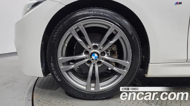 BMW 3 серии 2016 thumb 5