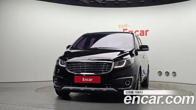 Kia Carnival 2016 thumb 3