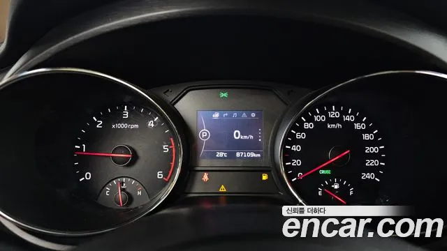 Kia Carnival 2016 thumb 8