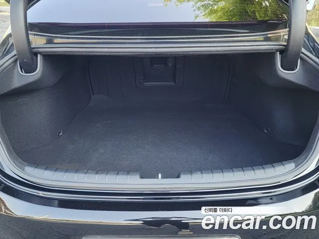 Hyundai Grandeur 2018 thumb 9