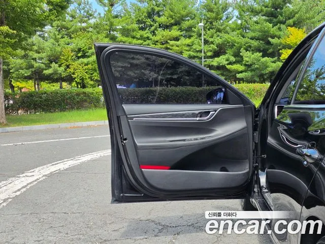 Hyundai Grandeur 2018 thumb 10