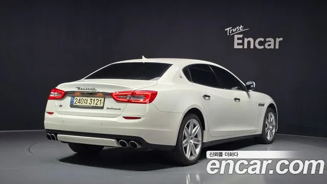 Maserati Quattroporte 2014 thumb 2