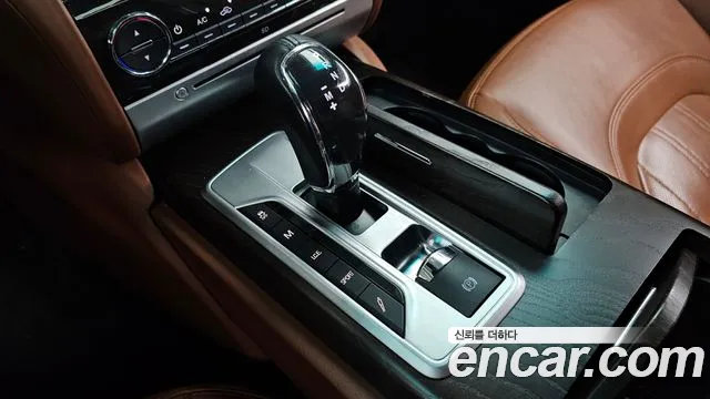 Maserati Quattroporte 2014 thumb 9