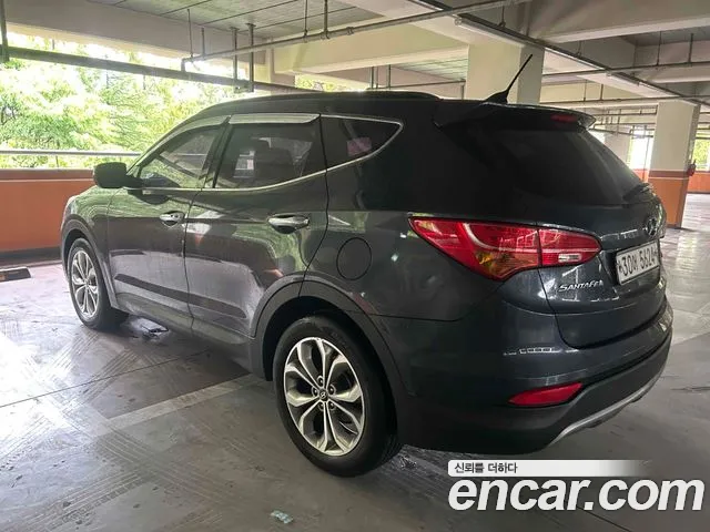 Hyundai Santa Fe 2013 thumb 3