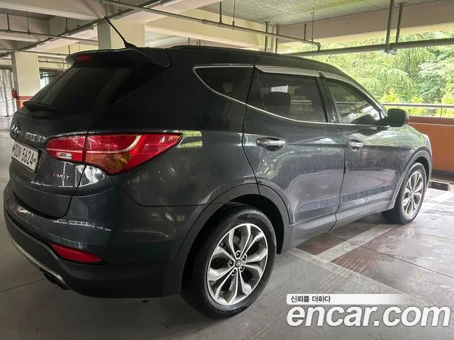 Hyundai Santa Fe 2013 thumb 5