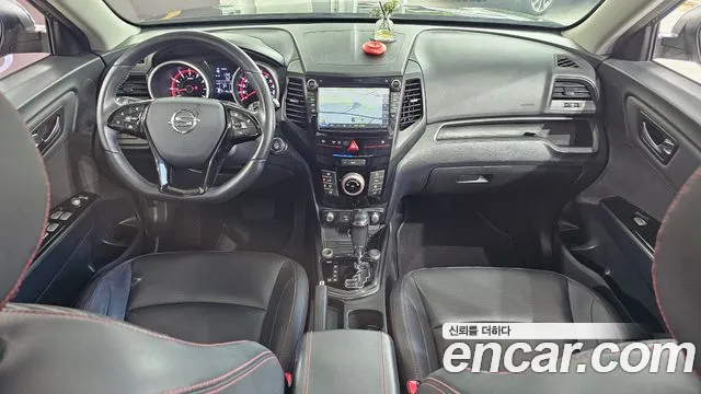 KGM Tivoli Air 2016 thumb 7