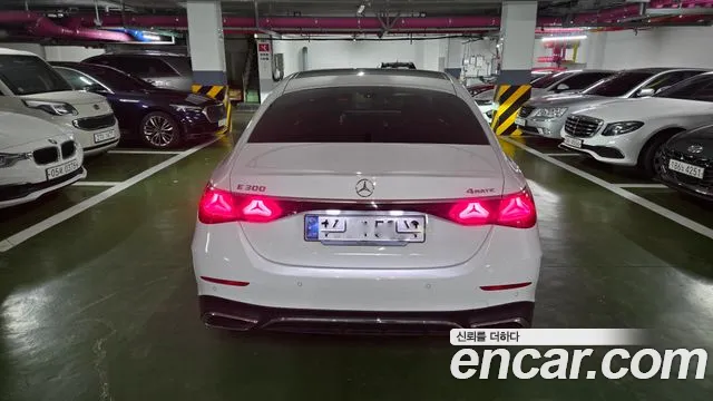 Mercedes-Benz E-Класс 2024 thumb 2