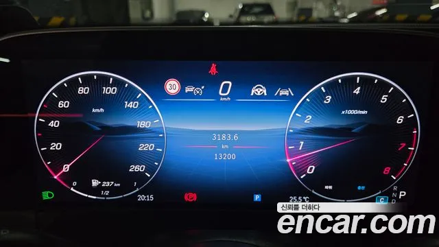 Mercedes-Benz E-Класс 2024 thumb 8