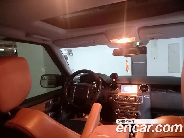 Land Rover Discovery 2010 thumb 3