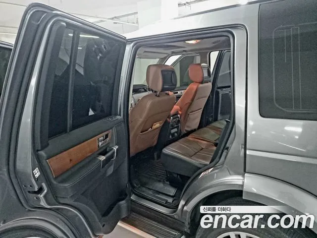 Land Rover Discovery 2010 thumb 5