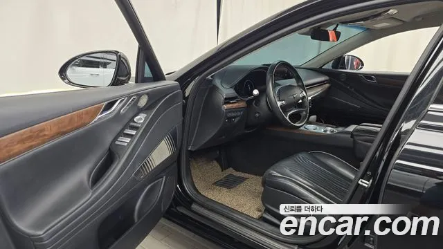 Genesis G80 2020 thumb 10