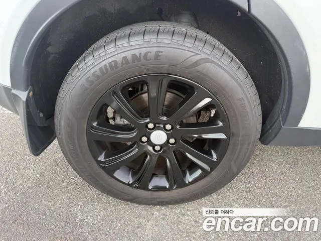Land Rover Discovery Sport 2016 thumb 9