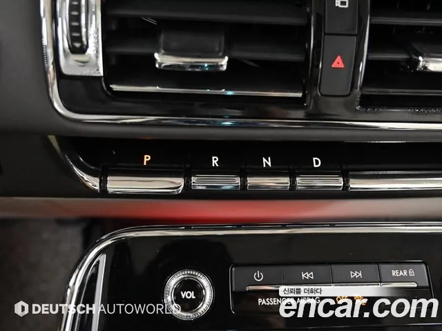 Lincoln Navigator 2019 thumb 9