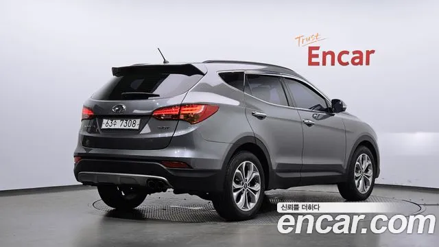 Hyundai Santa Fe 2015 thumb 2